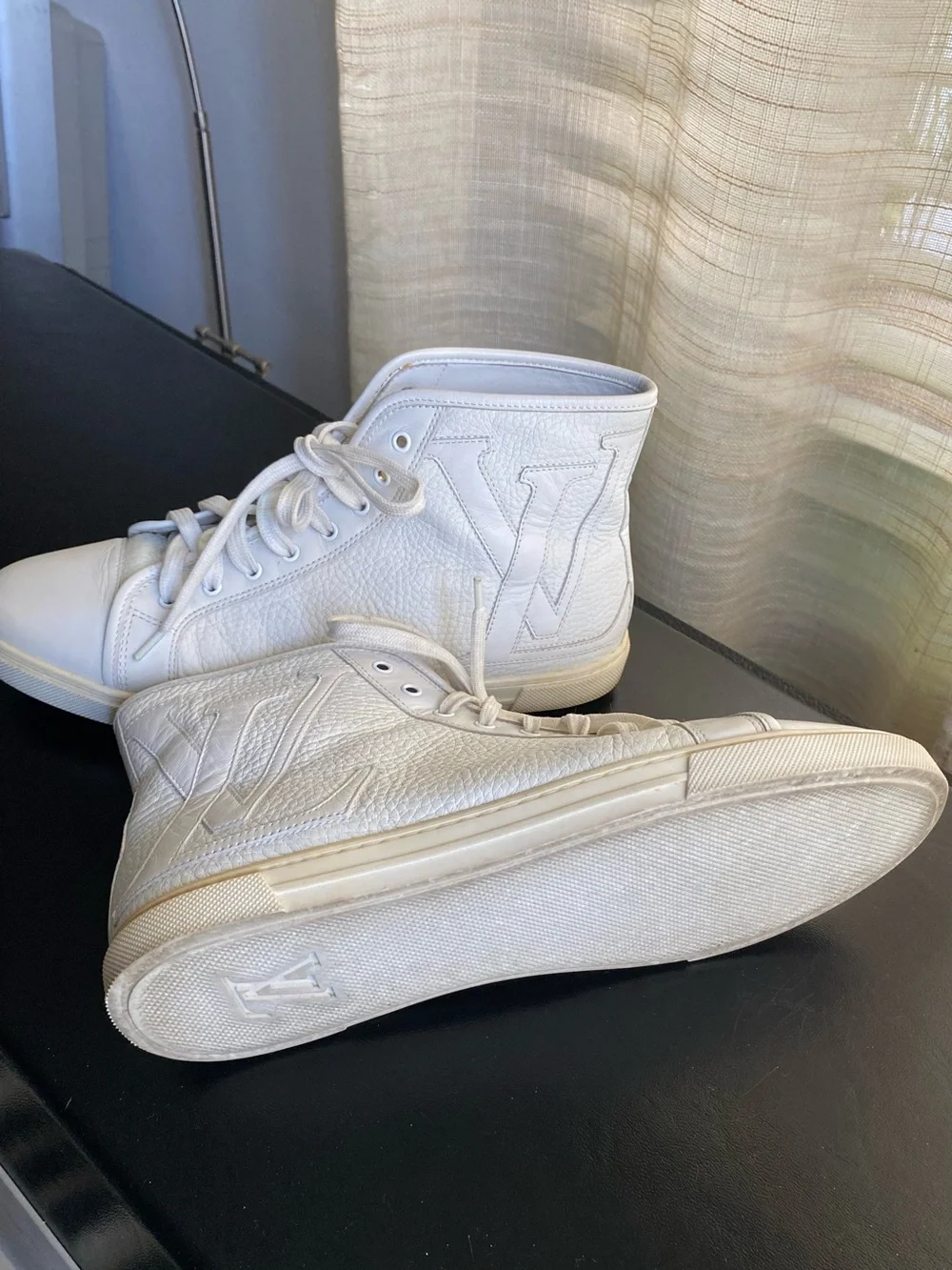 Louis Vuitton Cream White High-Top Leather Sneakers 37 Laced Rubber Shoes Italy